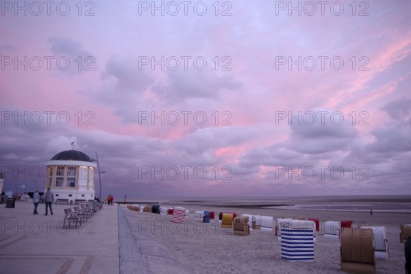 Borkum, pavilion, atmospheric, beach chairs, evening, clouds, pink, landscape, Lower Saxony,