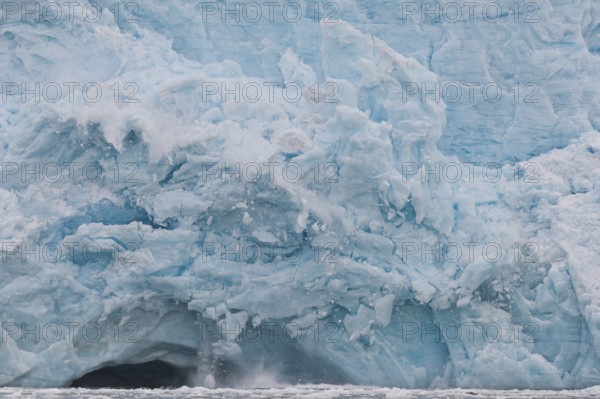 Calving glacier, edge of Monacobreen, Liefdefjord, Woodfjord area, Spitsbergen Island, Svalbard and
