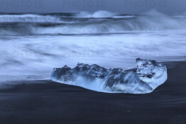 Ice floe, beach, sea, waves, clouds, Diamond Beach, Breidamerkursandur, Jökulsarlon, Iceland,