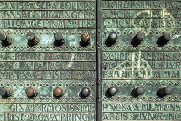 Sint-Theodarduskerk, Mijnkathedraal, St. Theodard Church, close-up of bronze door, Beringen-Mijn,