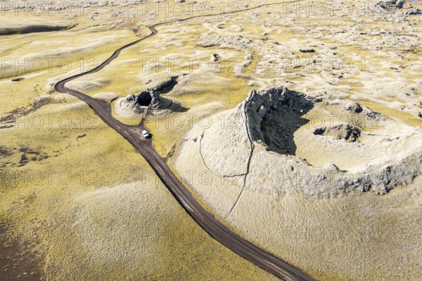 Single crater of the Laki crater row, top down view, viewing platform, 4x4 car on road F206,
