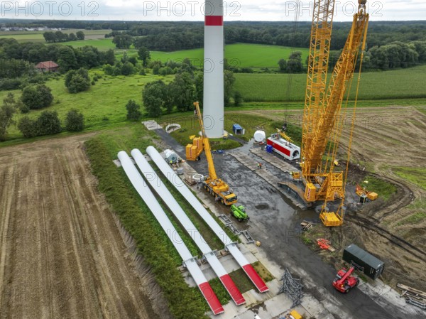Dorsten, North Rhine-Westphalia, Germany, construction of a wind turbine, the first wind turbine of
