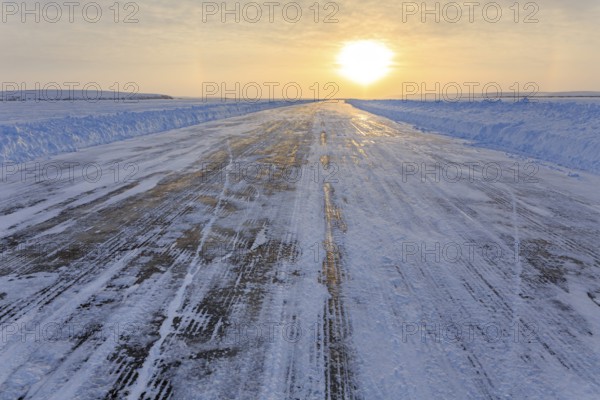 Ice road, Ice Road, ice, snow, cold, sun, backlight, near Tuktoyaktuk, Northwest Territories,