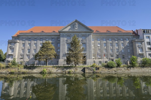 Federal Ministry of Defence, Landwehrkanal, Reichpietschufer, Tiergarten, Mitte, Berlin, Germany,
