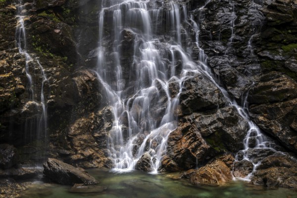 Froda Waterfall, Cascata La Froda, Sonogno, Verzasca Valley, Valle Verzasca, Canton Ticino,