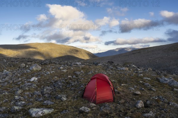 Tent in mountain landscape, Sarek National Park, World Heritage Laponia, Norrbotten, Lapland,