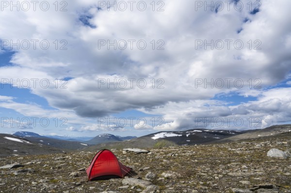 Tent in mountain landscape, Sarek National Park, World Heritage Laponia, Norrbotten, Lapland,