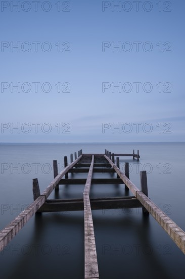 View of a partially dismantled jetty at Steinhuder Meer, long exposure, Wilhelmstein, Hagenburg