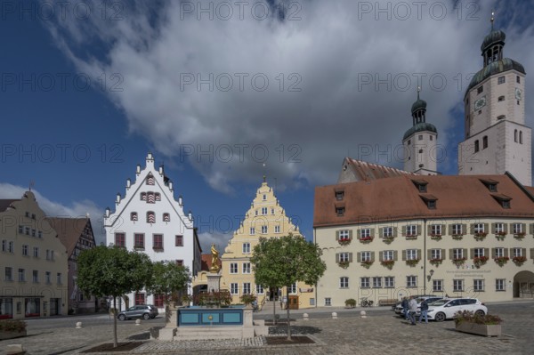 Market square with St Mary's Column and the historic buildings, town hall, inn, town administration