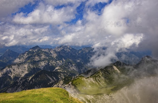 View from Gamsfeld to Rinnkogel and Rettenkogel, Osterhorn group, Salzkammergut, Salzburg province,