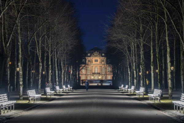 The light benches by artist Stefan Sous in the Hofgarten, entitled UV-A UV-B, 14 completely