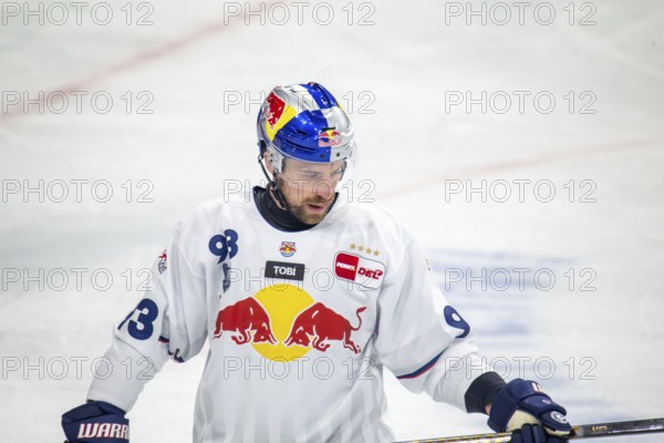 DEL, German Ice Hockey League 2024/25 season, playoff quarter-finals, Game 3: Adler Mannheim v Red