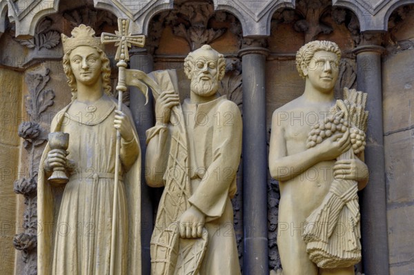 Portal of the Church of Our Dear Lady, French Gothic, detail, Trier, Rhineland-Palatinate, Germany,