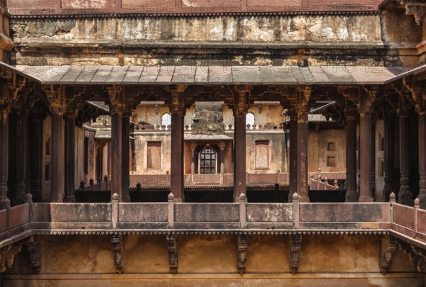 Datia palace (also called Satkhanda Palace or Purana Mahal or the Old palace) . Datia, Madhya