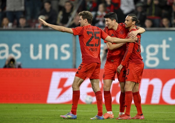 Goal celebration Thomas Mueller FC Bayern Munich FCB (25) Min-jae Kim FC Bayern Munich FCB (03)