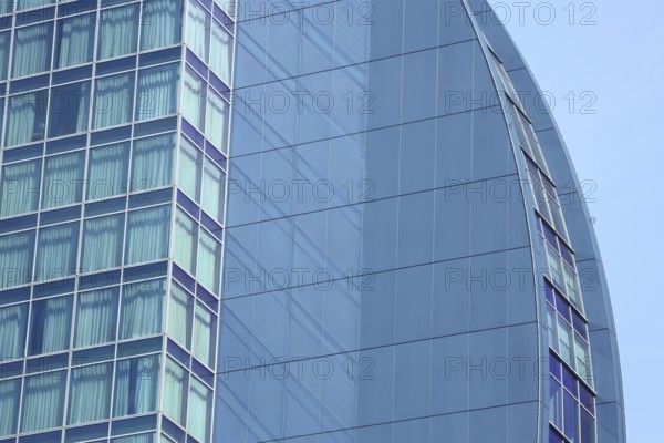 Detail of the house wall of the Hotel Radisson Blu, building, glass building, glass construction,