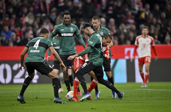 Leroy Sané FC Bayern Munich FCB (10) v Josha Vagnoman VfB Stuttgart (04) Dan-Axel Zagadou VfB
