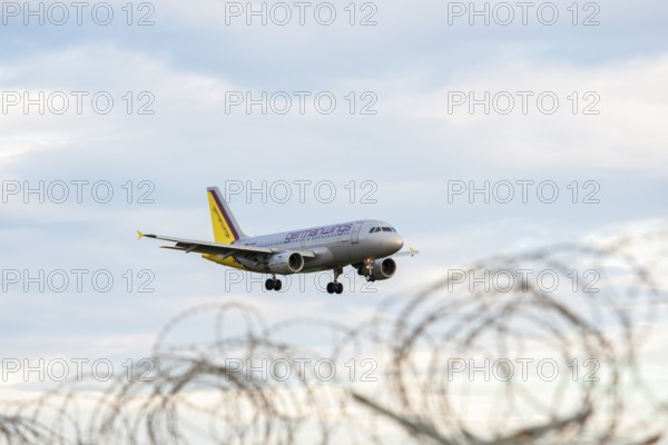 Symbolic image, deportation flights of illegal and delinquent migrants, passenger aircraft,