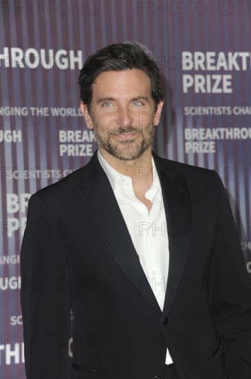 Bradley Cooper at the 10th Annual Breakthrough Prize Ceremony held at the Academy Museum of Motion
