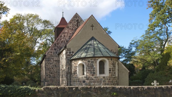 Rear view of the village church with apse, Stahnsdorf, Potsdam-Mittelmark district, Brandenburg,
