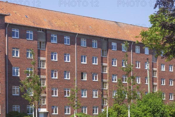 Brick residential building on Waldemar-Becké-Platz, Bremerhaven, Bremen, Germany, Europe