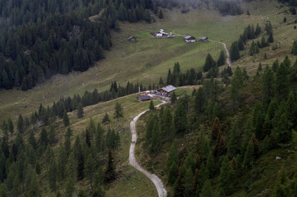Hintereggalm, Mahdalm, Almenweg, Klammeben, Hirzer near Saltaus, Passeier Valley, South Tyrol,