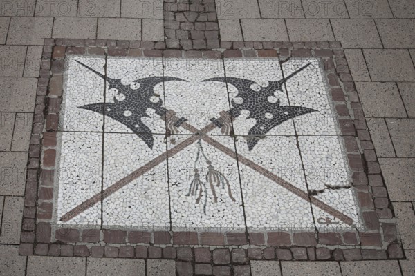 Floor mosaic with two crossed lances, cross, coat of arms, thrusting weapon, polearm, Middle Ages,