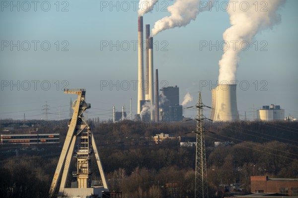 UNIPER coal-fired power plant Gelsenkirchen-Scholven, power plant units and cooling towers,