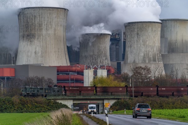 Goods train with brewery coal on its way to the lignite-fired power station, RWE Power AG