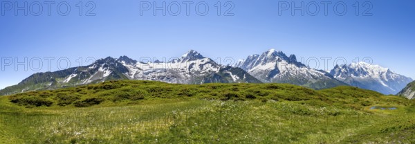 Mountain panorama with glaciated mountain peaks, Aiguille de Chardonnet with Glacier du Tour,