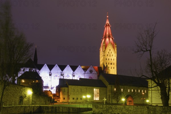 Paderborn Cathedral, St Liborius, night shot, Paderborn, Westphalia, North Rhine-Westphalia,