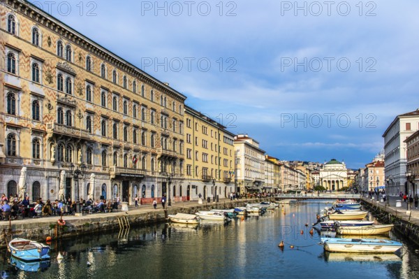 Palazzo Gopcevich, trading and residential houses of old families on the Grand Canal in the heart
