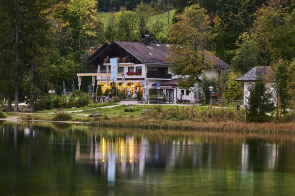 Hintersee in autumn colours, Ramsau, Berchtesgaden National Park, Berchtesgadener Land district,