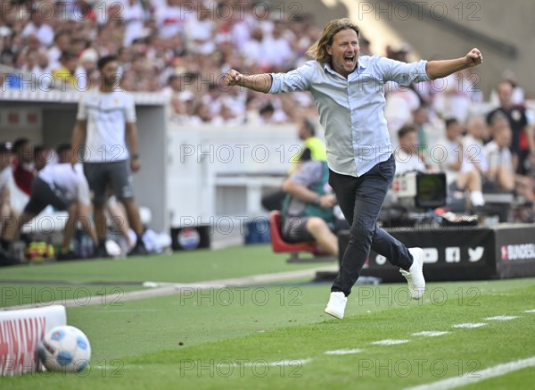 Goal celebration Coach Bo Henriksen 1. FSV Mainz 05 MHPArena, MHP Arena Stuttgart,