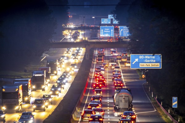 Motorway A40, Ruhrschnellweg, near Bochum, heavy evening traffic, in front of the motorway junction