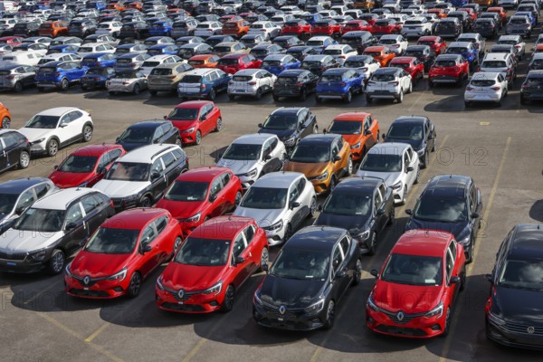 Duisburg, North Rhine-Westphalia, Germany, new cars, transhipment centre, car terminal in Duisburg