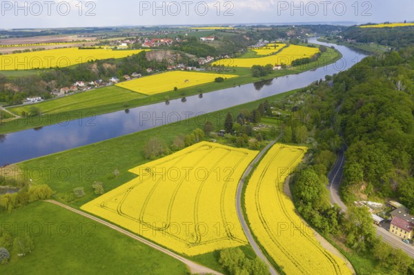 Aerial view of the Elbe near Zehren with Zadel and Elbe valley slopes, Diera-Zehren, Saxony,