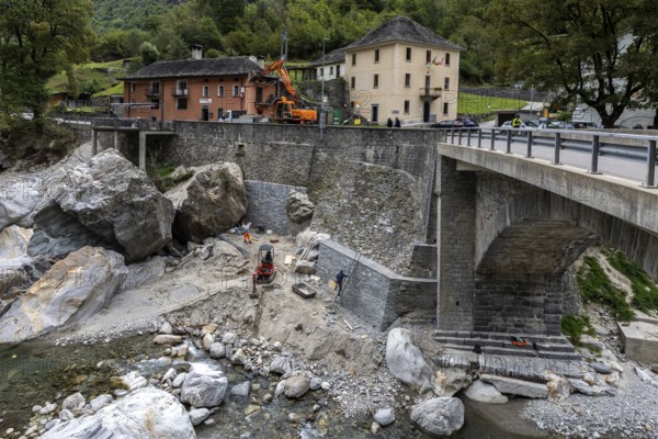 Prato, clean-up work in the Maggia riverbed after flooding in June 2024, Lavizzara, Canton Ticino,