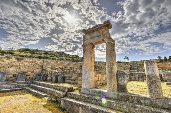 HDR, Super wide angle shot, Ancient ruins with stone walls and columns under a sunny sky with