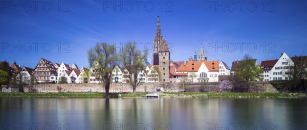 Panorama over the Danube to Ulm with Ulm Minster and Metzgerturm, Baden-Württemberg, Germany,