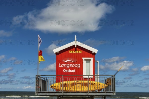Hut for lifeguards, red, observation tower, rescue tower, beach, North Sea island, Langeoog,