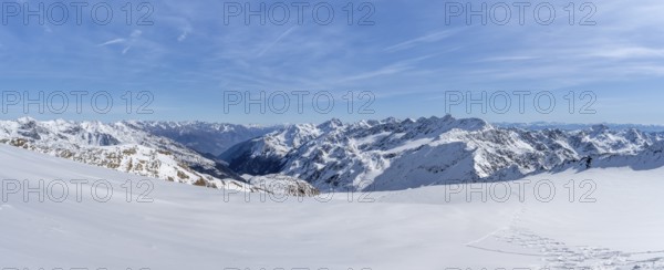 Panorama, snow-covered mountain landscape in winter, Fürkeleferner glacier, view of the Martell