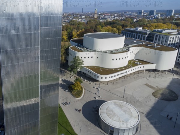 Gustaf-Gründgens-Platz mit Schauspielhaus, Drohnenaufnahme, Dreischeibenhaus, Düsseldorf, NRW,
