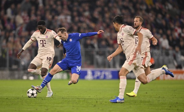Alphonso Davies Bayern FC Munich FCB (19) v Marko Rog GNK Dinamo Zagreb (30) Harry Kane FC Bayern