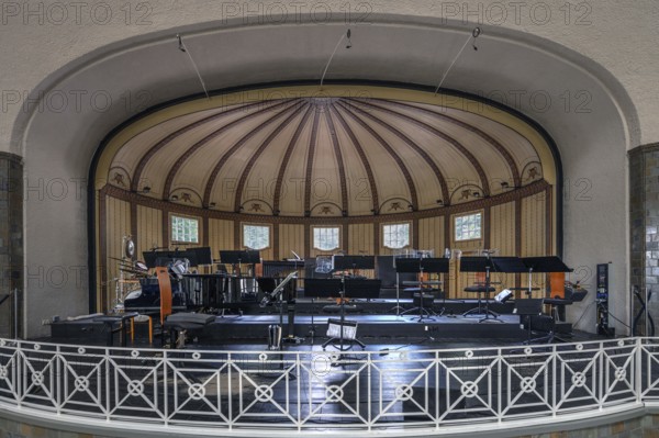 Revolving stage, music pavilion at the Kissingen spa, newly built in 1911, Bad Kissingen, Lower