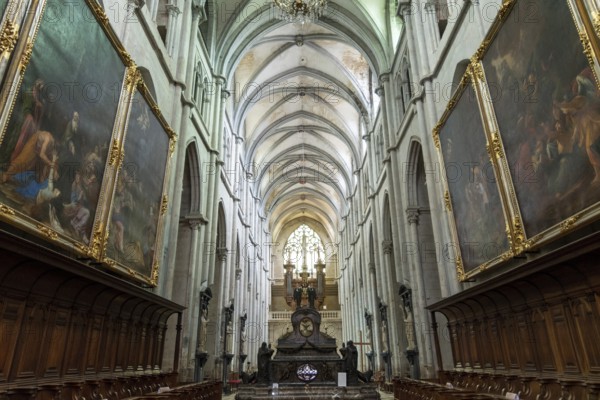 Saint-Antoine l'Abbaye labeled Les Plus Beaux Villages de France. Interior of the Abbey Church