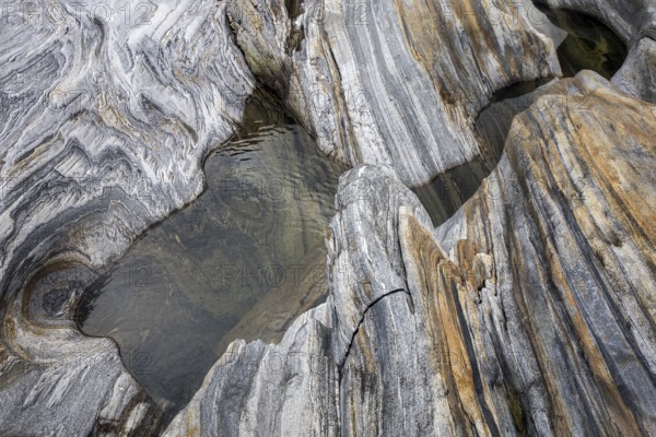 Rocks, rock structures, Verzasca River, near Lavertezzo, Verzasca Valley, Valle Verzasca, Canton