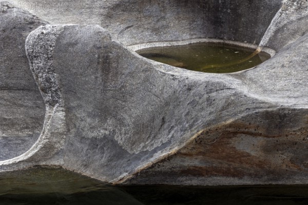 Rocks, rock structures, Verzasca River, near Lavertezzo, Verzasca Valley, Valle Verzasca, Canton