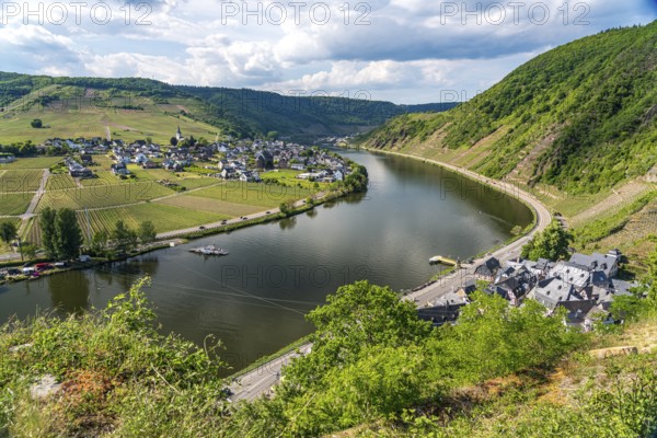 View from Metternich Castle to Beilstein, Ellenz-Poltersdorf and the Moselle, Rhineland-Palatinate,