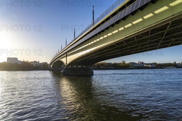 The Kennedy Bridge, the middle of Bonn's 3 Rhine bridges, connects the centre of Bonn and the Beuel